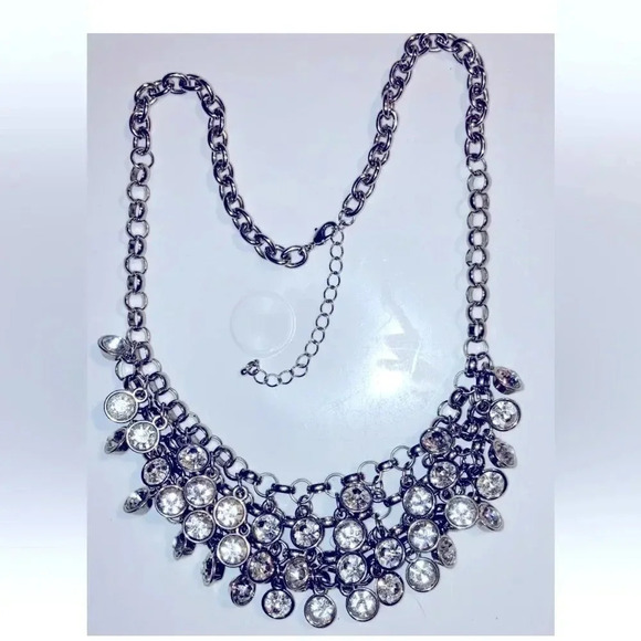 VINTAGE MULTI LAYER BEZEL SET SILVERTONE RHINESTONE BIB NECKLACE/BANGLE SET - Picture 4 of 15